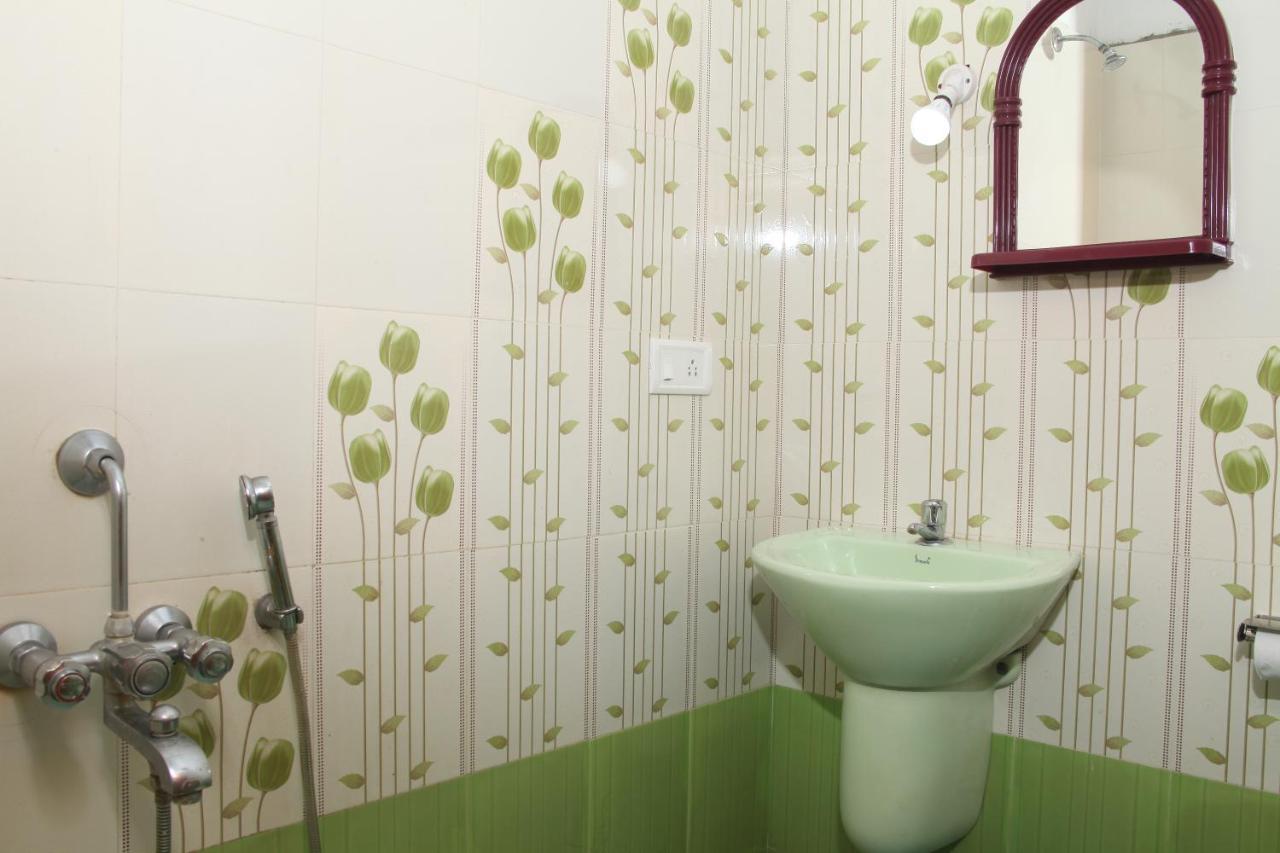 Dream Catcher Home Stay Kochi Esterno foto