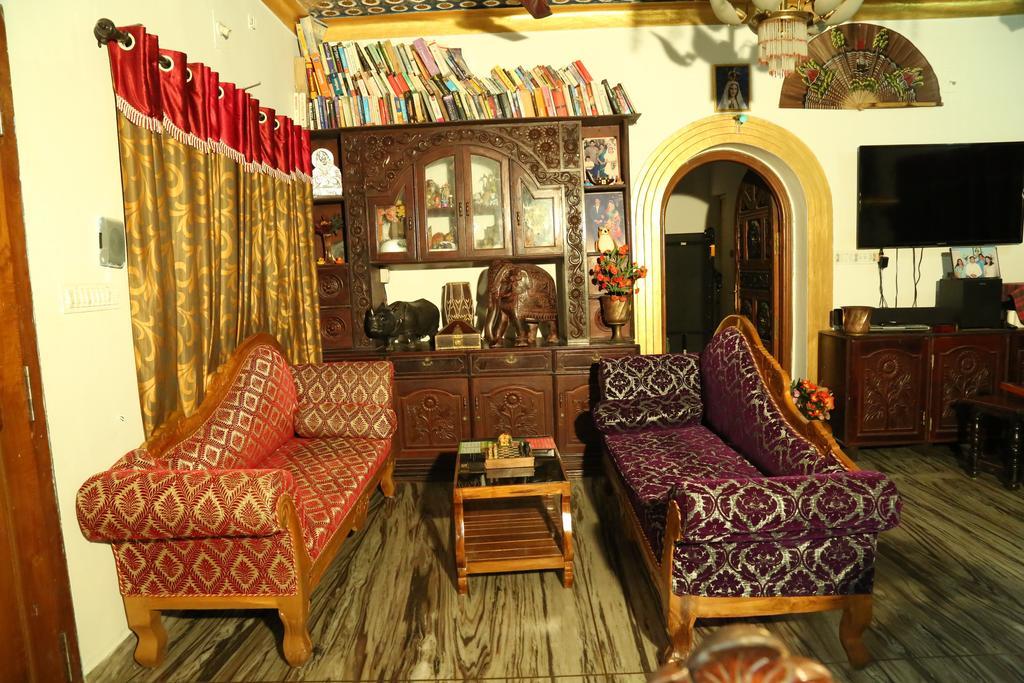 Dream Catcher Home Stay Kochi Esterno foto