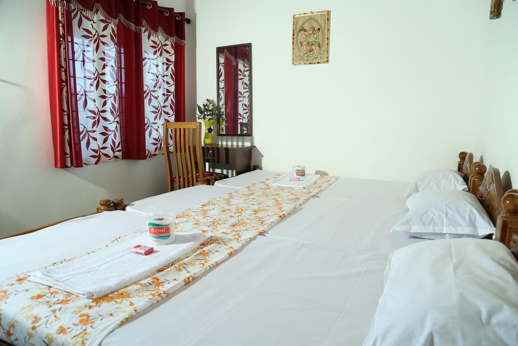 Dream Catcher Home Stay Kochi Esterno foto
