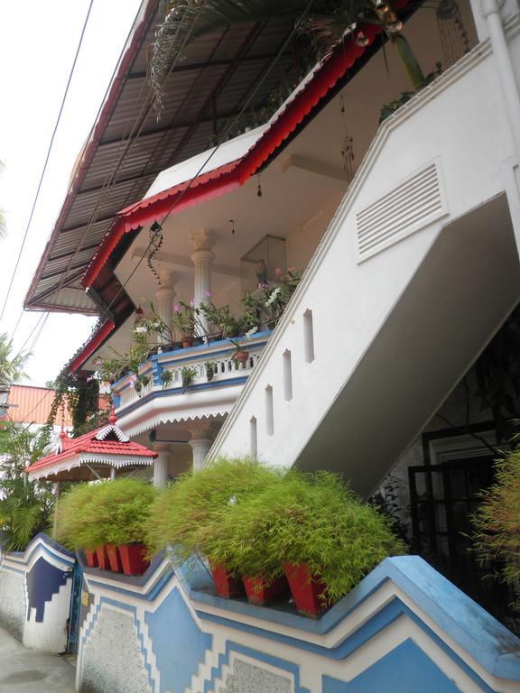 Dream Catcher Home Stay Kochi Esterno foto