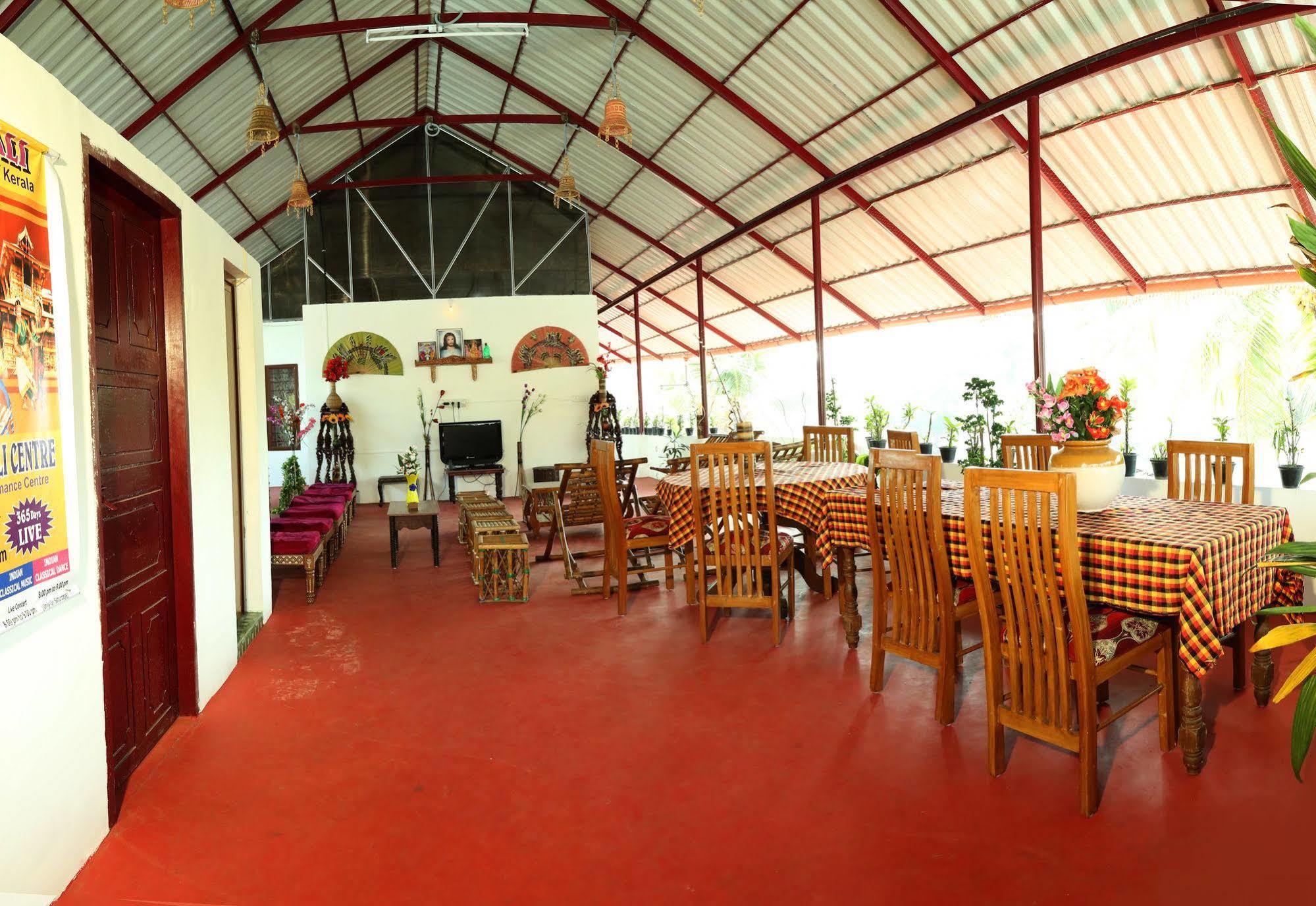 Dream Catcher Home Stay Kochi Esterno foto
