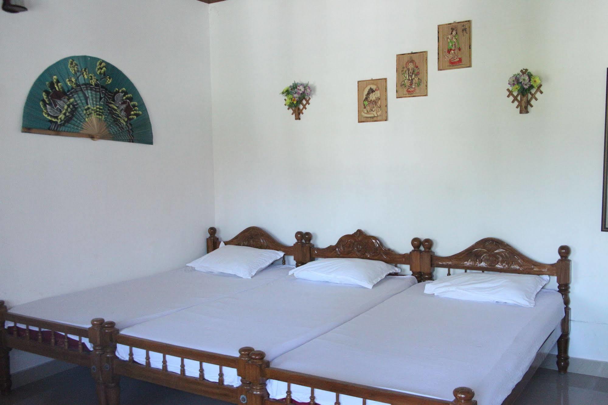 Dream Catcher Home Stay Kochi Esterno foto