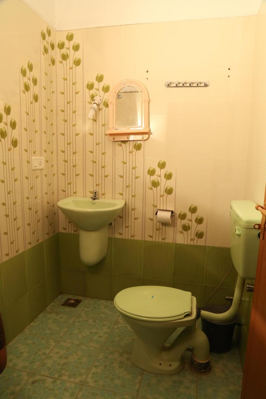 Dream Catcher Home Stay Kochi Esterno foto